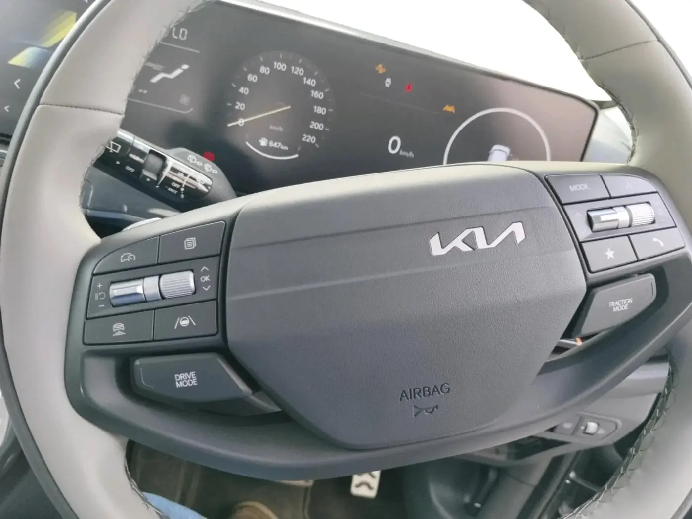 2025 KIA SYROS HTX Plus (O) 1.5 Diesel 6AT, Diesel, Automatic, 16,124 km, interior