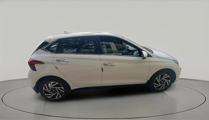 2025 Hyundai NEW I20 ASTA 1.2 MT, Petrol, Manual, 3,499 km, exterior