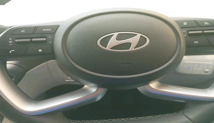 2025 Hyundai NEW I20 ASTA 1.2 MT, Petrol, Manual, 3,499 km, interior