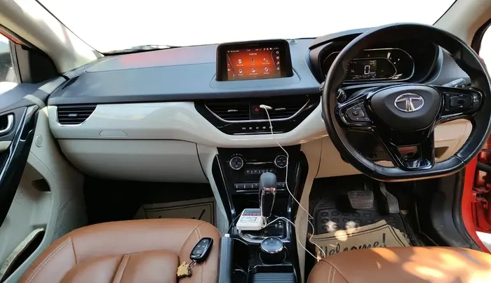 2023 Tata NEXON XZA PLUS SUNROOF DUAL TONE PETROL, Petrol, Automatic, 22,248 km, interior