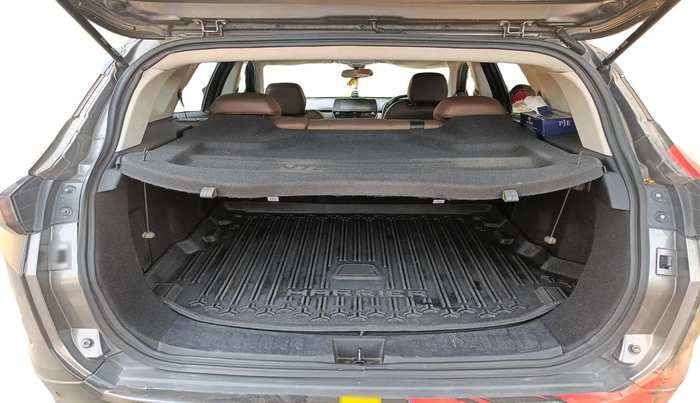 2019 Tata Harrier XZ 2.0L, Diesel, Manual, 78,074 km, exterior