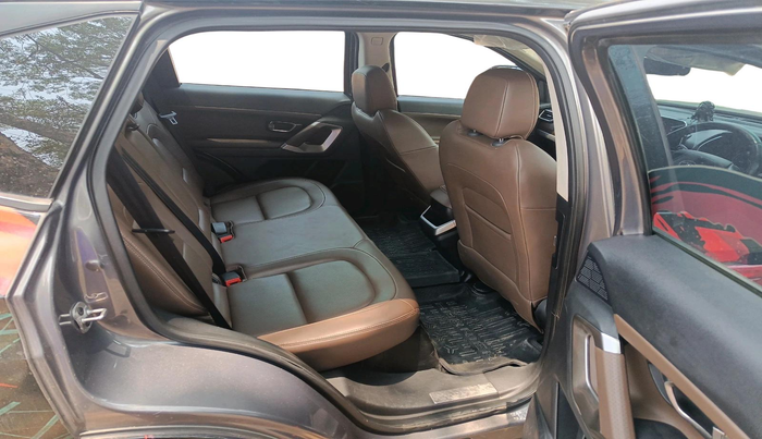 2019 Tata Harrier XZ 2.0L, Diesel, Manual, 78,074 km, interior