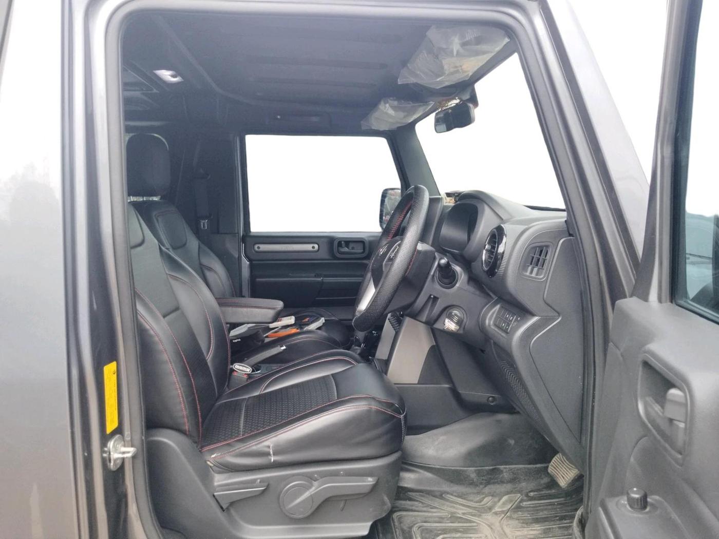 2022 Mahindra Thar LX PETROL HT 4WD AT, Petrol, Automatic, 81,515 km, interior