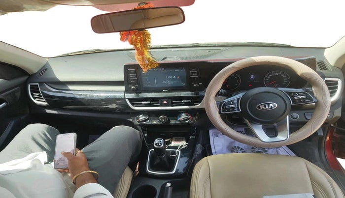 2020 KIA SELTOS HTK PLUS 1.5, Petrol, Manual, 80,053 km, interior