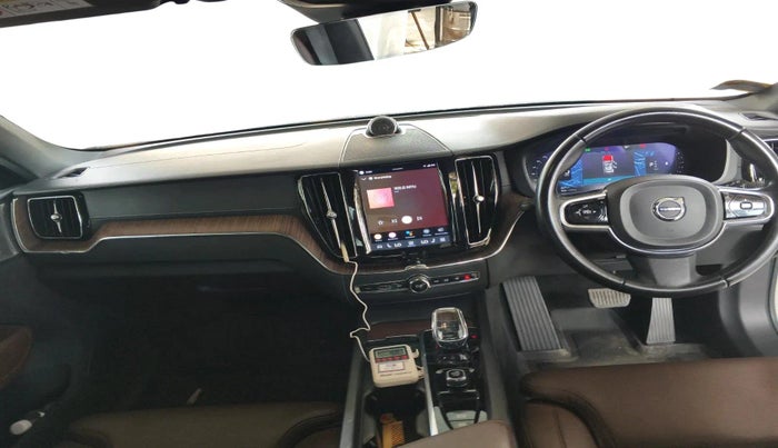 2022 Volvo XC 60 B5 INSCRIPTION, Petrol, Automatic, 28,141 km, interior