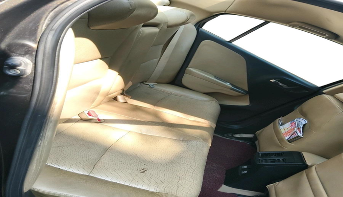 2016 Honda City 1.5L I-VTEC VX, Petrol, Manual, 1,58,259 km, interior