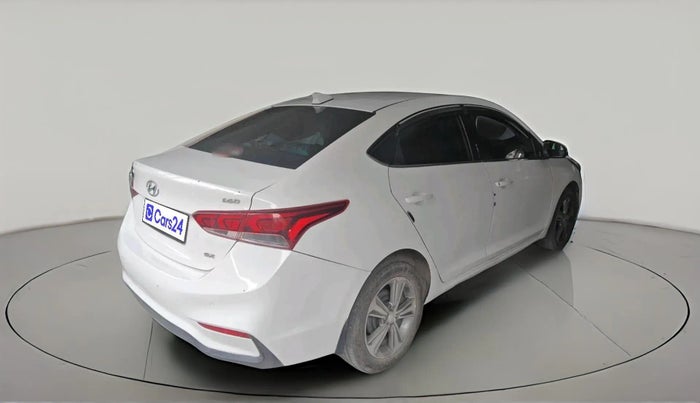 2017 Hyundai Verna 1.6 CRDI SX + AT, Diesel, Automatic, 1,20,667 km, exterior