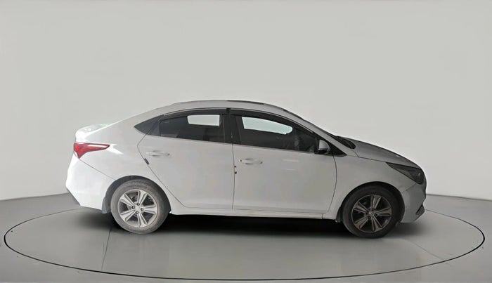 2017 Hyundai Verna 1.6 CRDI SX + AT, Diesel, Automatic, 1,20,667 km, exterior