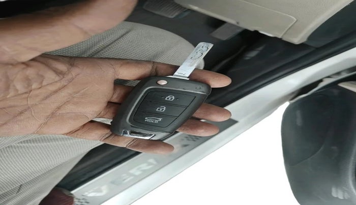 2017 Hyundai Verna 1.6 CRDI SX + AT, Diesel, Automatic, 1,20,667 km, interior