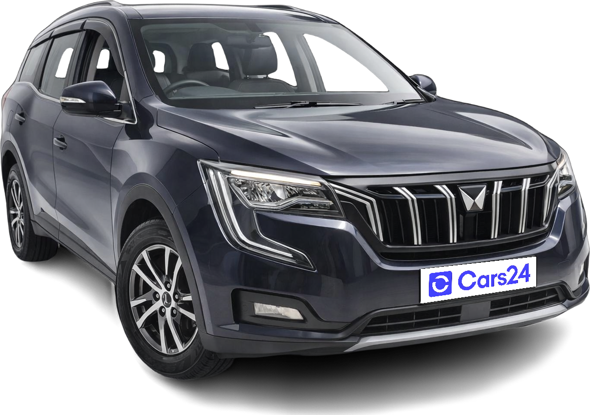 2022 Mahindra XUV700 - SUV - Petrol - Manual - ₹14.45 lakh
