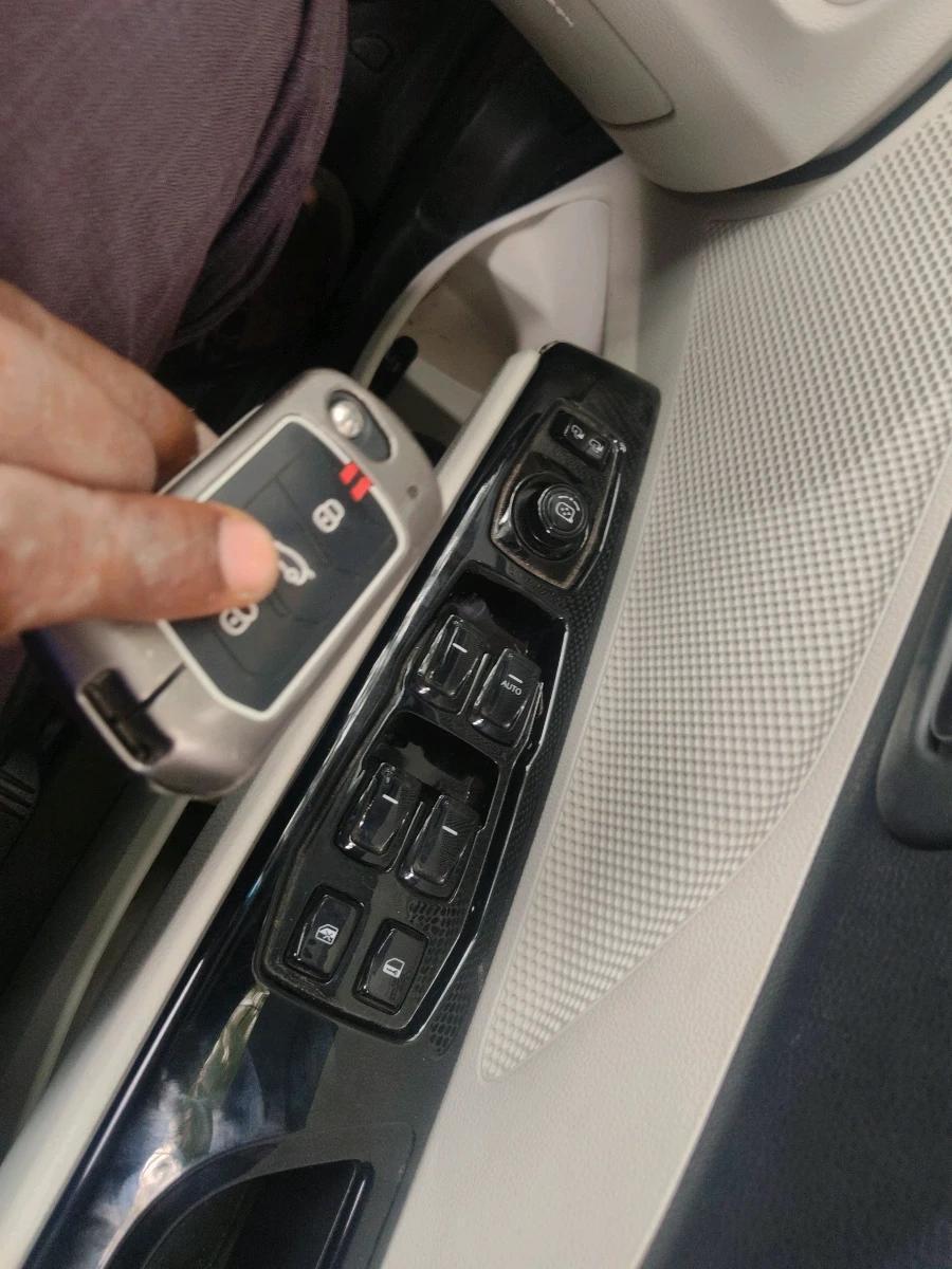 2025 Mahindra XUV 3XO AX5 1.5 Turbo Diesel Autoshift Plus, Diesel, Automatic, 21,888 km, interior