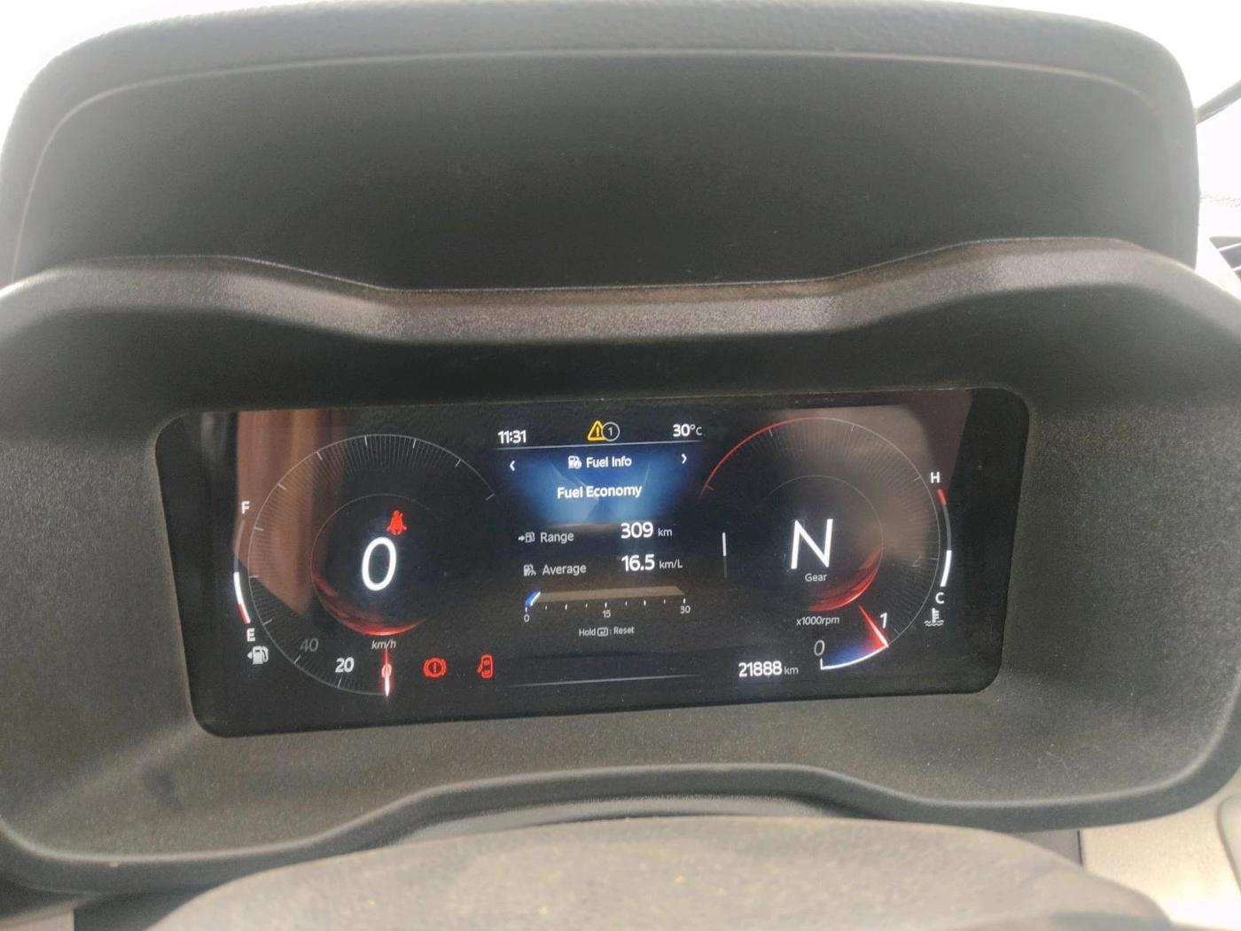 2025 Mahindra XUV 3XO AX5 1.5 Turbo Diesel Autoshift Plus, Diesel, Automatic, 21,888 km, interior