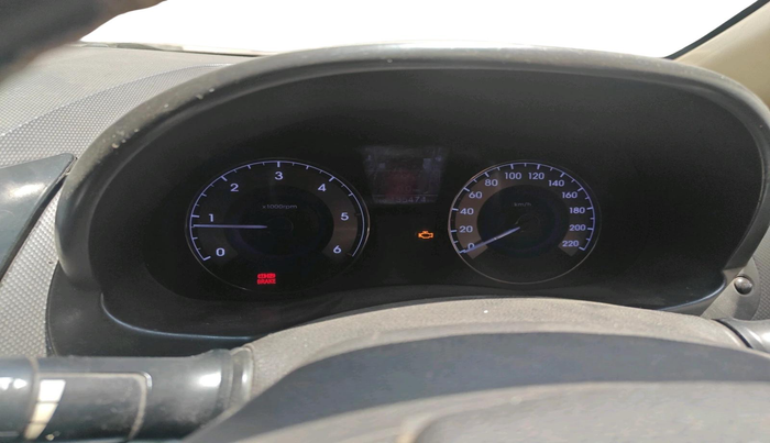 2011 Hyundai Verna FLUIDIC 1.6 CRDI SX, Diesel, Manual, 1,35,474 km, interior