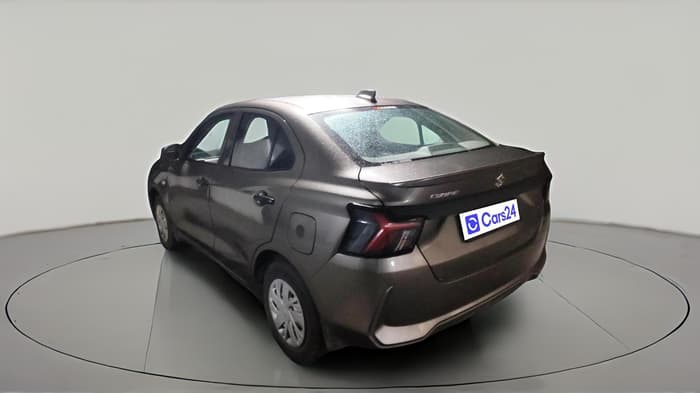 2024 Maruti Dzire LXI, Petrol, Manual, 1,40,671 km, exterior