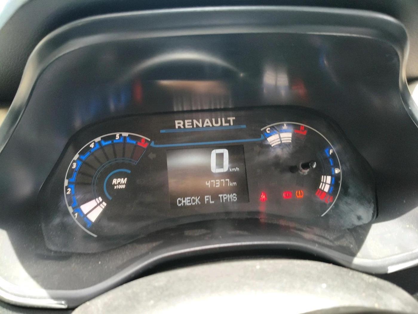 2023 Renault Kiger RXT (O) MT, Petrol, Manual, 47,377 km, interior