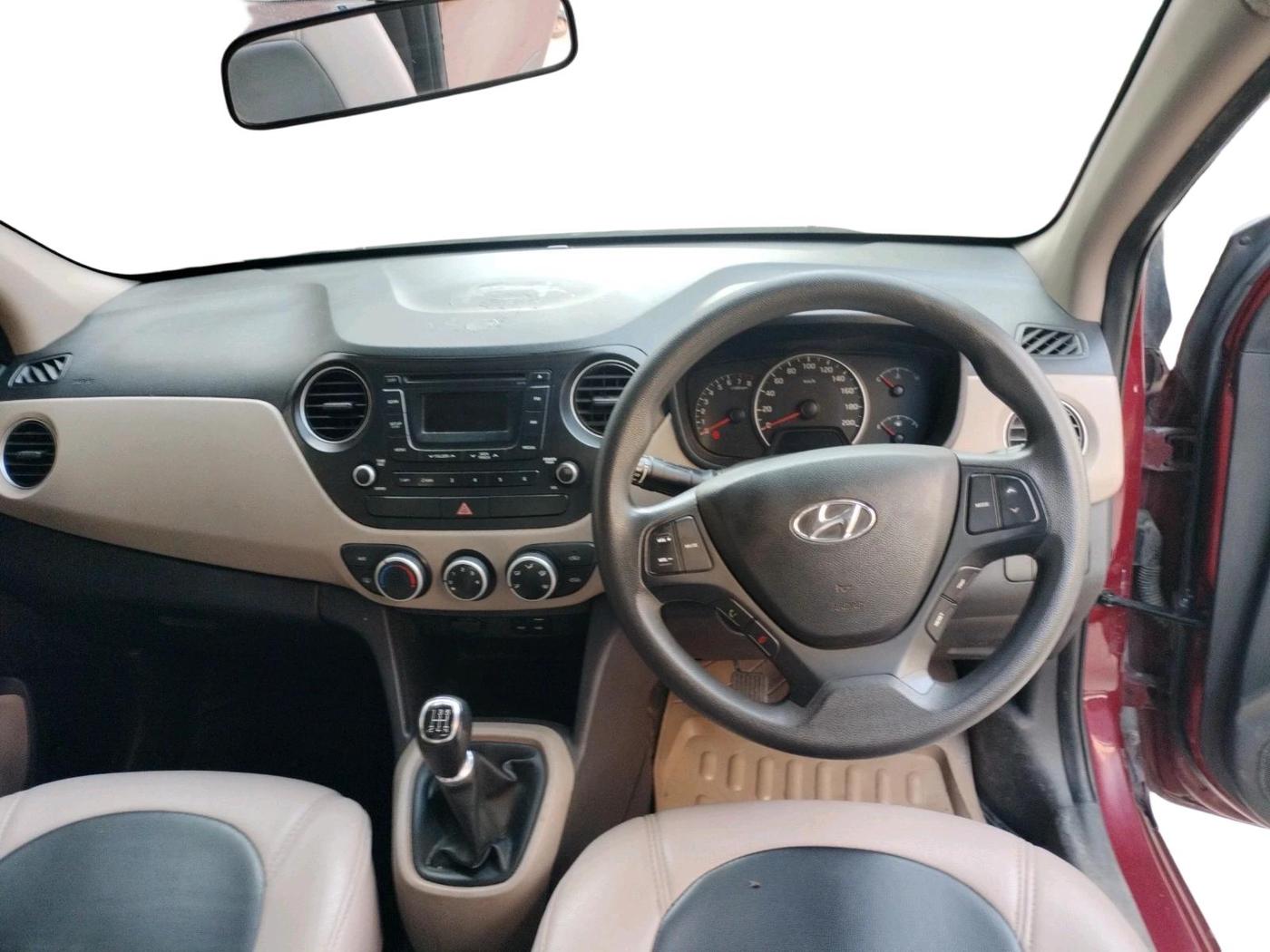 2016 Hyundai Grand i10 SPORTZ 1.2 KAPPA VTVT, Petrol, Manual, 77,268 km, interior