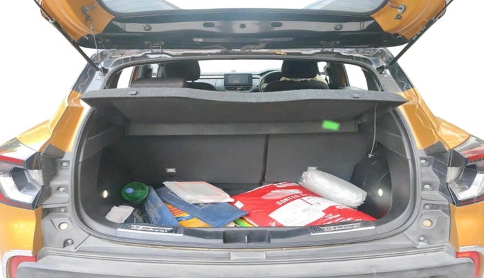 2022 Renault Kiger RXZ AMT DUAL TONE, Petrol, Automatic, 59,348 km, exterior