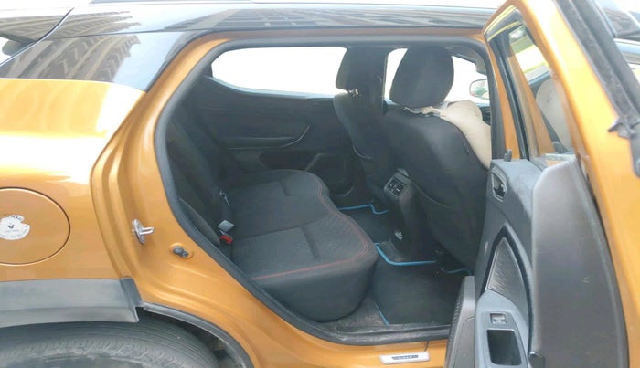 2022 Renault Kiger RXZ AMT DUAL TONE, Petrol, Automatic, 59,348 km, interior