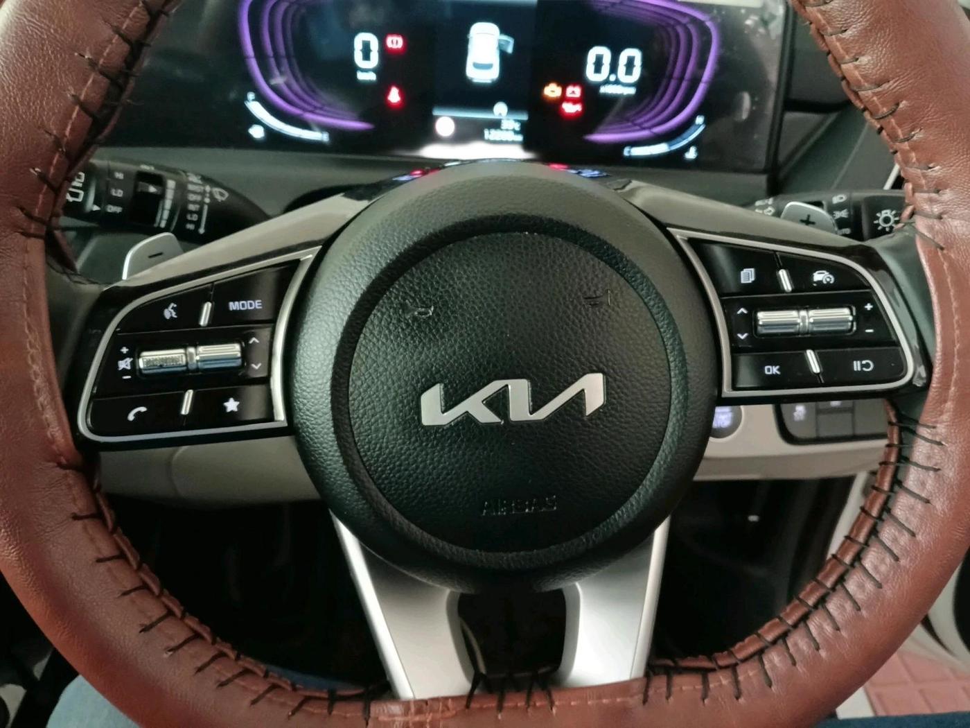2024 KIA SELTOS HTX IVT, Petrol, Automatic, 12,208 km, interior