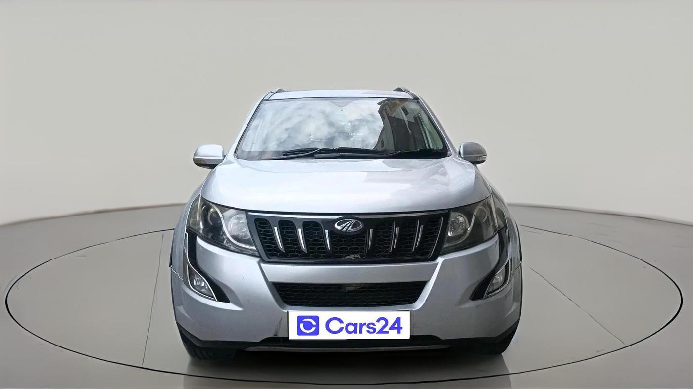 2015 Mahindra XUV500 W8, Diesel, Manual, 1,18,242 km, exterior
