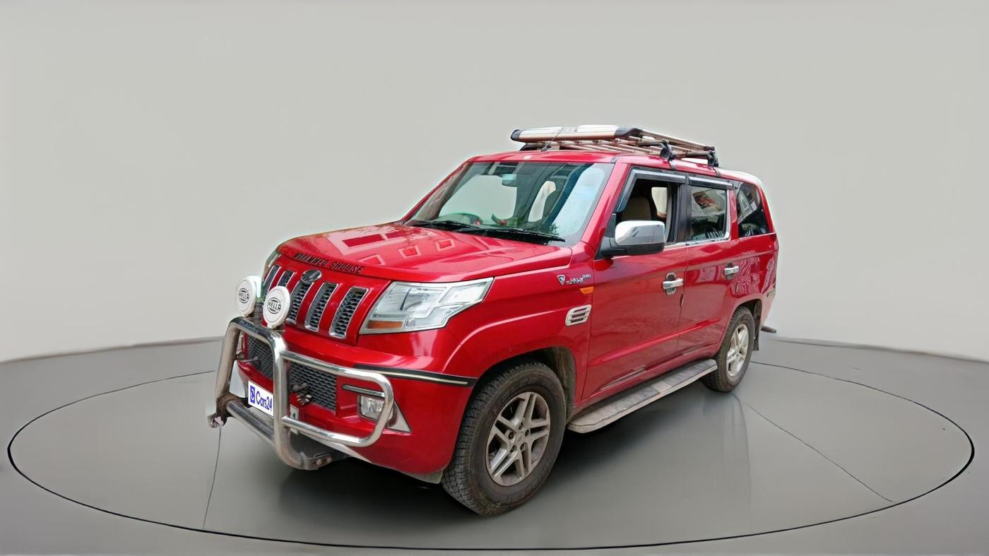 2018 Mahindra TUV 300 PLUS P8, Diesel, Manual, 46,786 km, exterior