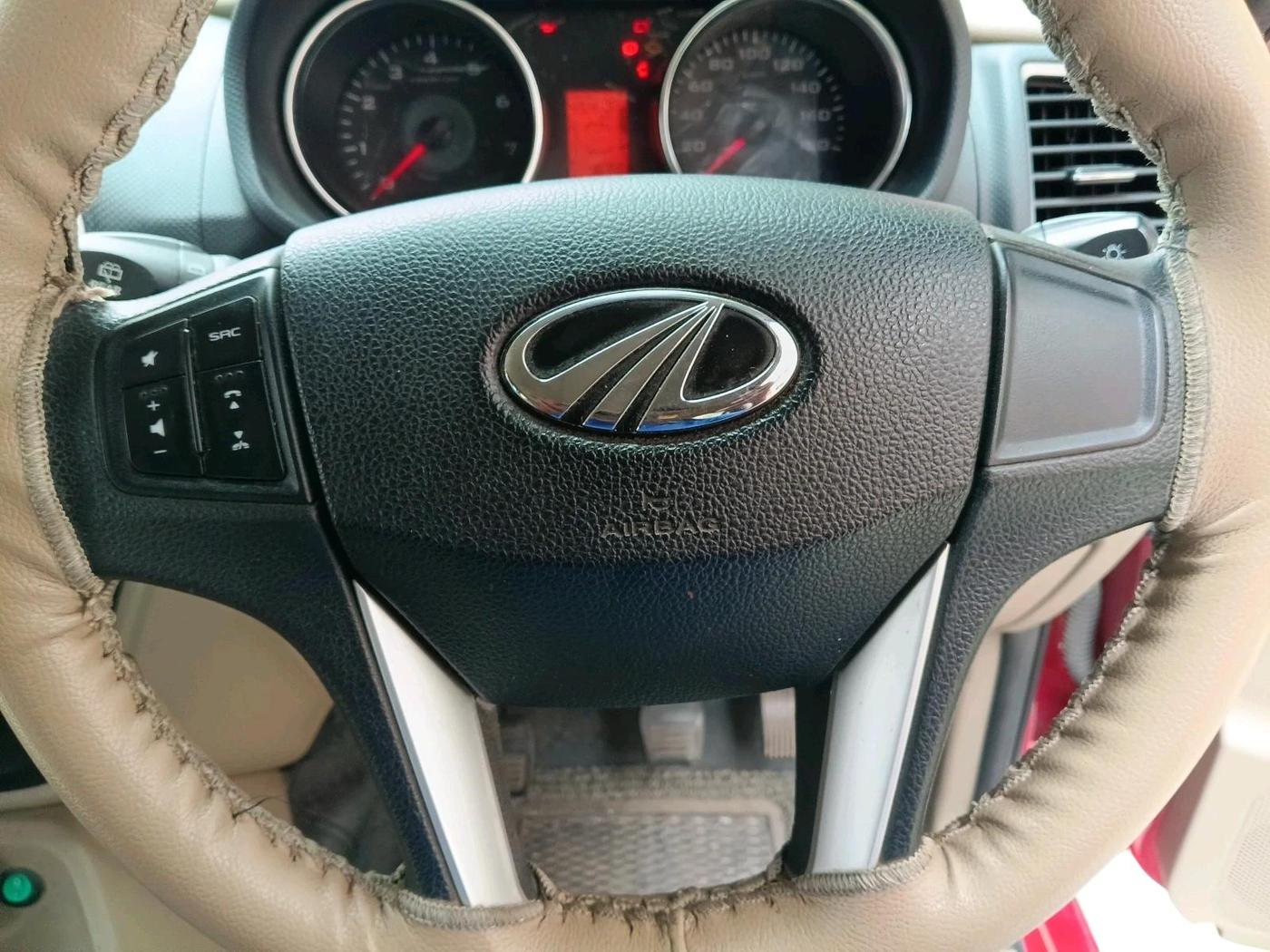 2018 Mahindra TUV 300 PLUS P8, Diesel, Manual, 46,786 km, interior