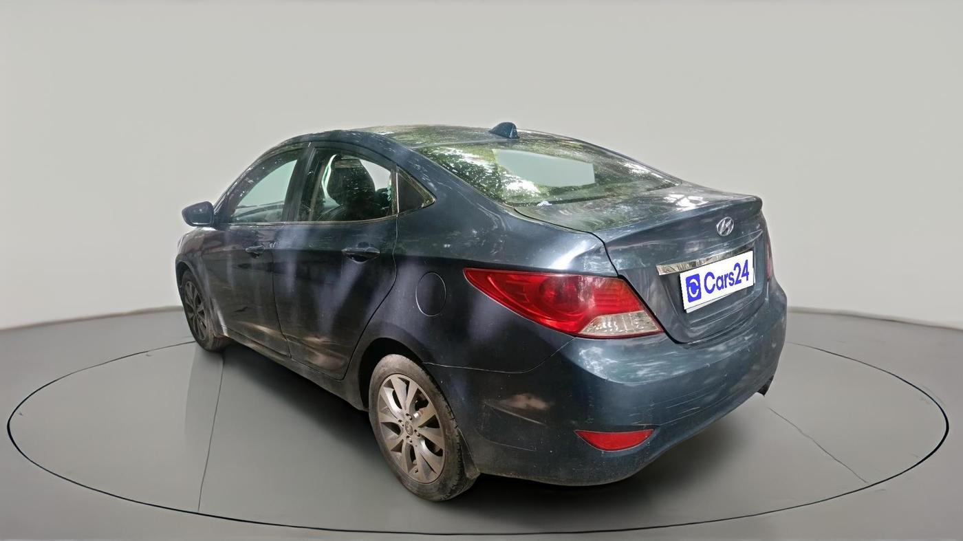 2014 Hyundai Verna FLUIDIC 1.6 CRDI SX, Diesel, Manual, 89,519 km, exterior