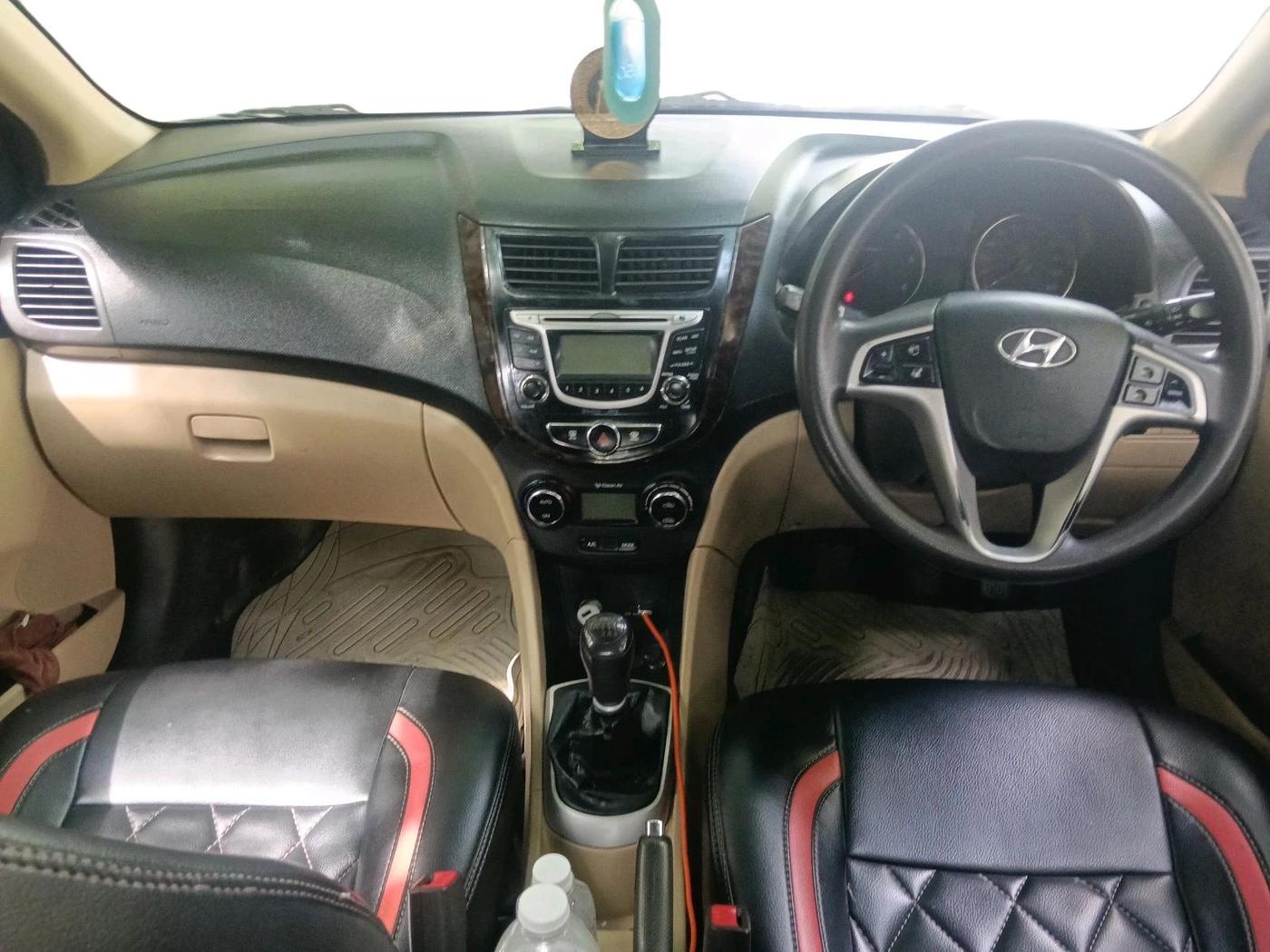 2014 Hyundai Verna FLUIDIC 1.6 CRDI SX, Diesel, Manual, 89,519 km, interior