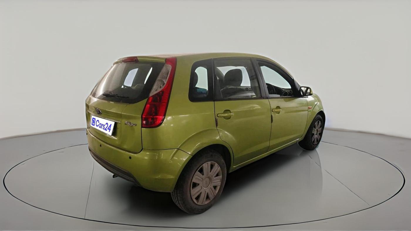 2011 Ford Figo TITANIUM 1.2 PETROL, Petrol, Manual, 1,18,717 km, exterior