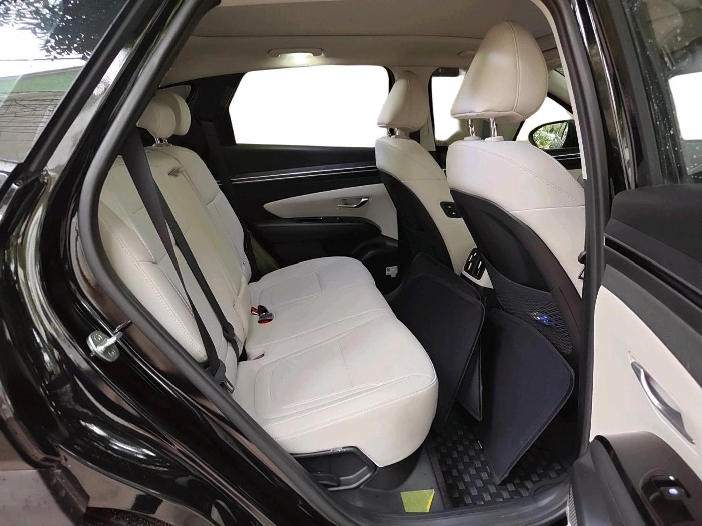 2023 Hyundai Tucson SIGNATURE 2.0 AT DIESEL, Diesel, Automatic, 17,123 km, interior