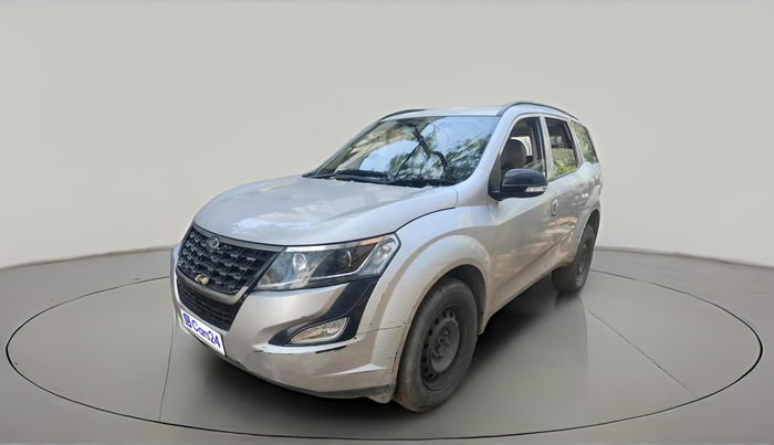 2019 Mahindra XUV500 W5, Diesel, Manual, 1,56,771 km, exterior