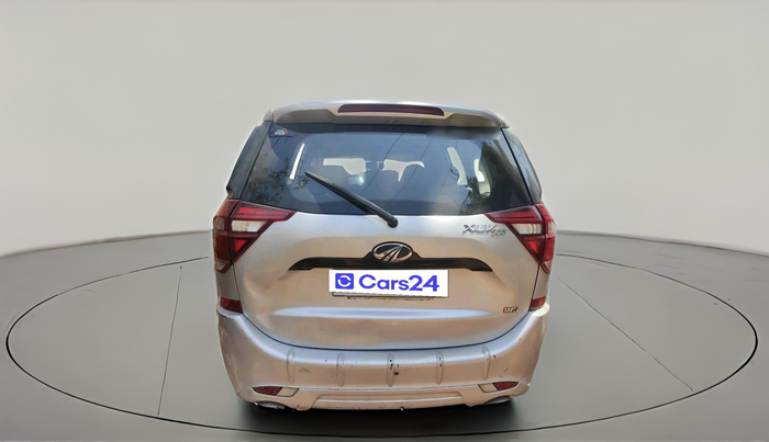 2019 Mahindra XUV500 W5, Diesel, Manual, 1,56,771 km, exterior