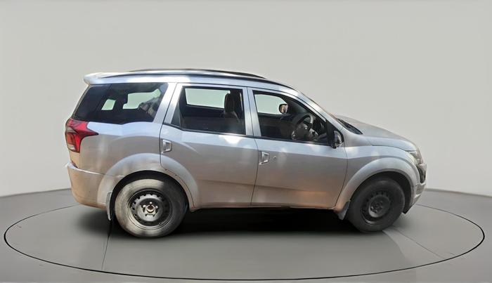 2019 Mahindra XUV500 W5, Diesel, Manual, 1,56,771 km, exterior