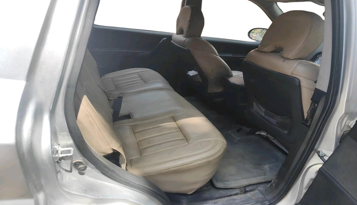 2019 Mahindra XUV500 W5, Diesel, Manual, 1,56,771 km, interior