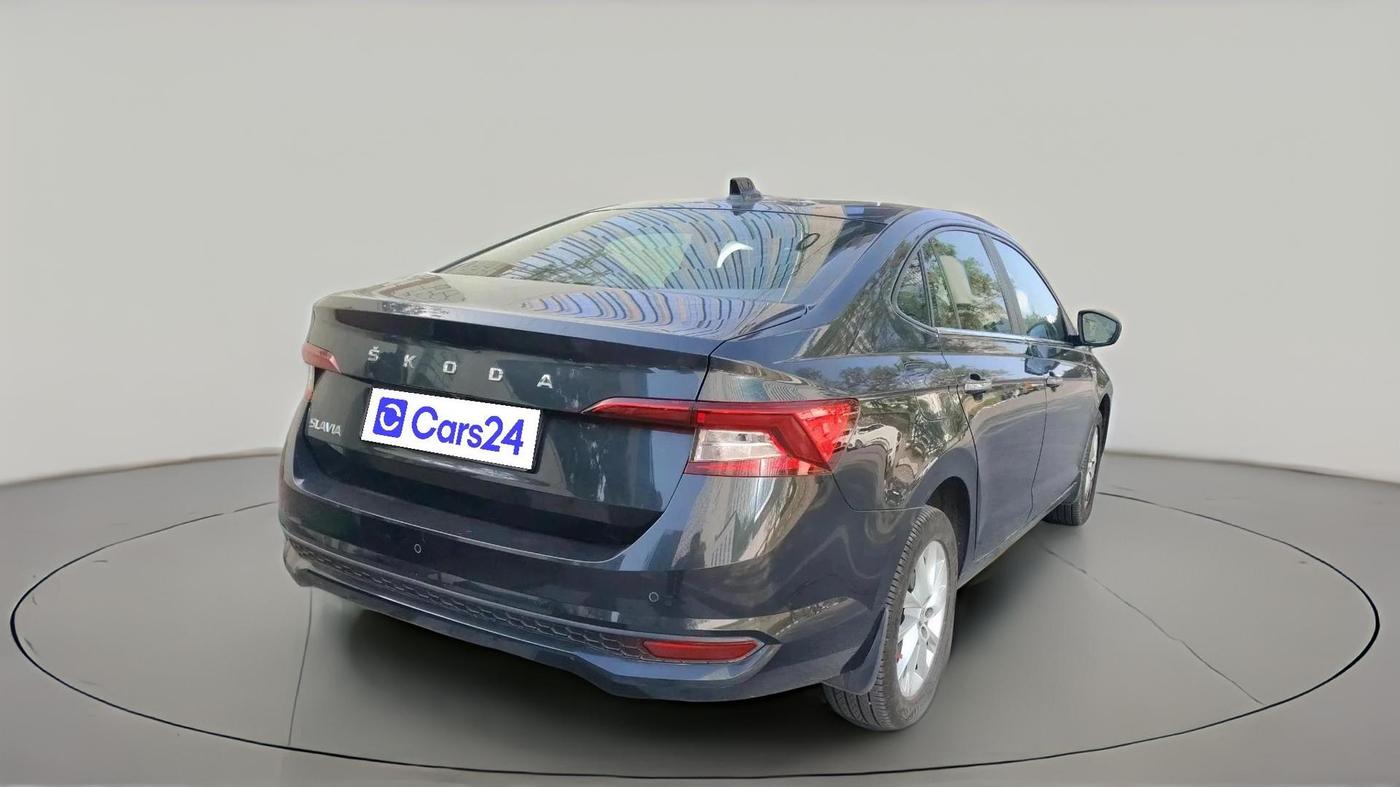 2022 Skoda SLAVIA AMBITION 1.0L TSI AT, Petrol, Automatic, 52,988 km, exterior