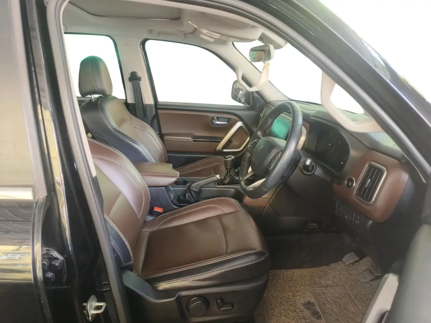 2022 Mahindra SCORPIO-N Z8 L DIESEL MT 2WD 7 STR, Diesel, Manual, 78,428 km, interior