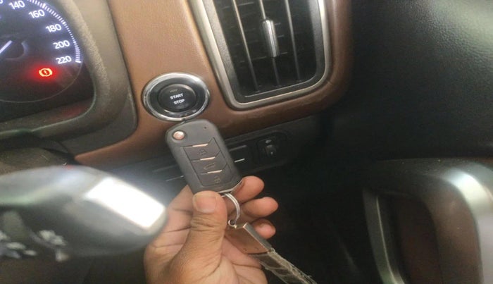 2022 Mahindra SCORPIO-N Z8 L DIESEL MT 2WD 7 STR, Diesel, Manual, 78,428 km, interior