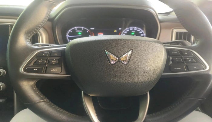 2022 Mahindra SCORPIO-N Z8 L DIESEL MT 2WD 7 STR, Diesel, Manual, 78,428 km, interior