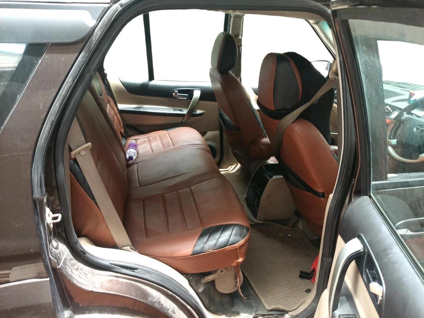 2013 Tata Safari Storme 2.2 EX 4X2, Diesel, Manual, 1,87,349 km, interior