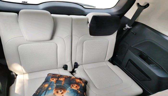 2022 Tata Safari XZA PLUS, Diesel, Automatic, 37,793 km, interior