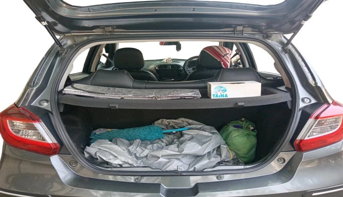 2021 Tata Tiago XT (O) PETROL, Petrol, Manual, 18,586 km, exterior