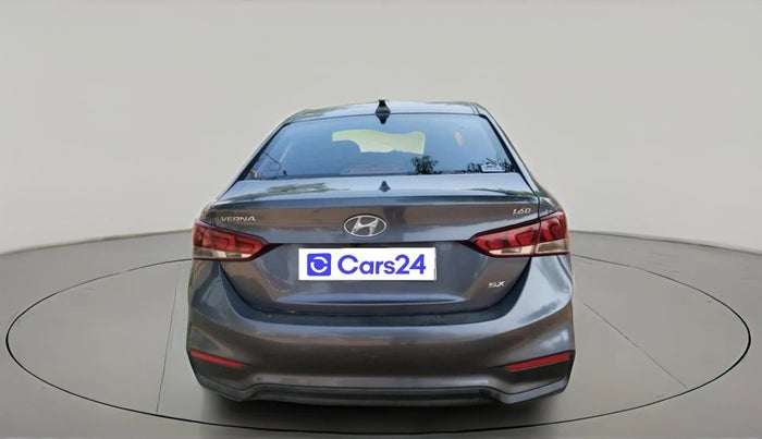 2018 Hyundai Verna 1.6 SX (O) CRDI MT, Diesel, Manual, 1,04,975 km, exterior