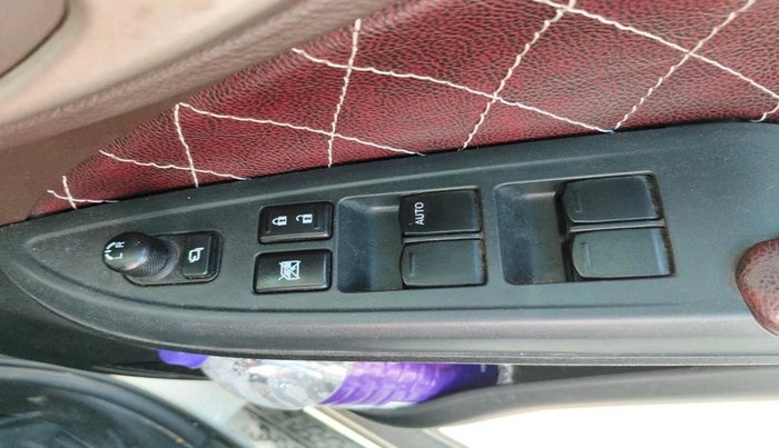 2023 Maruti FRONX DELTA PLUS 1.2L AGS, Petrol, Automatic, 13,892 km, interior