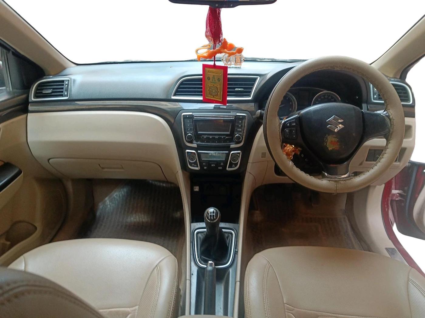 2014 Maruti Ciaz ZDI, Diesel, Manual, 61,713 km, interior