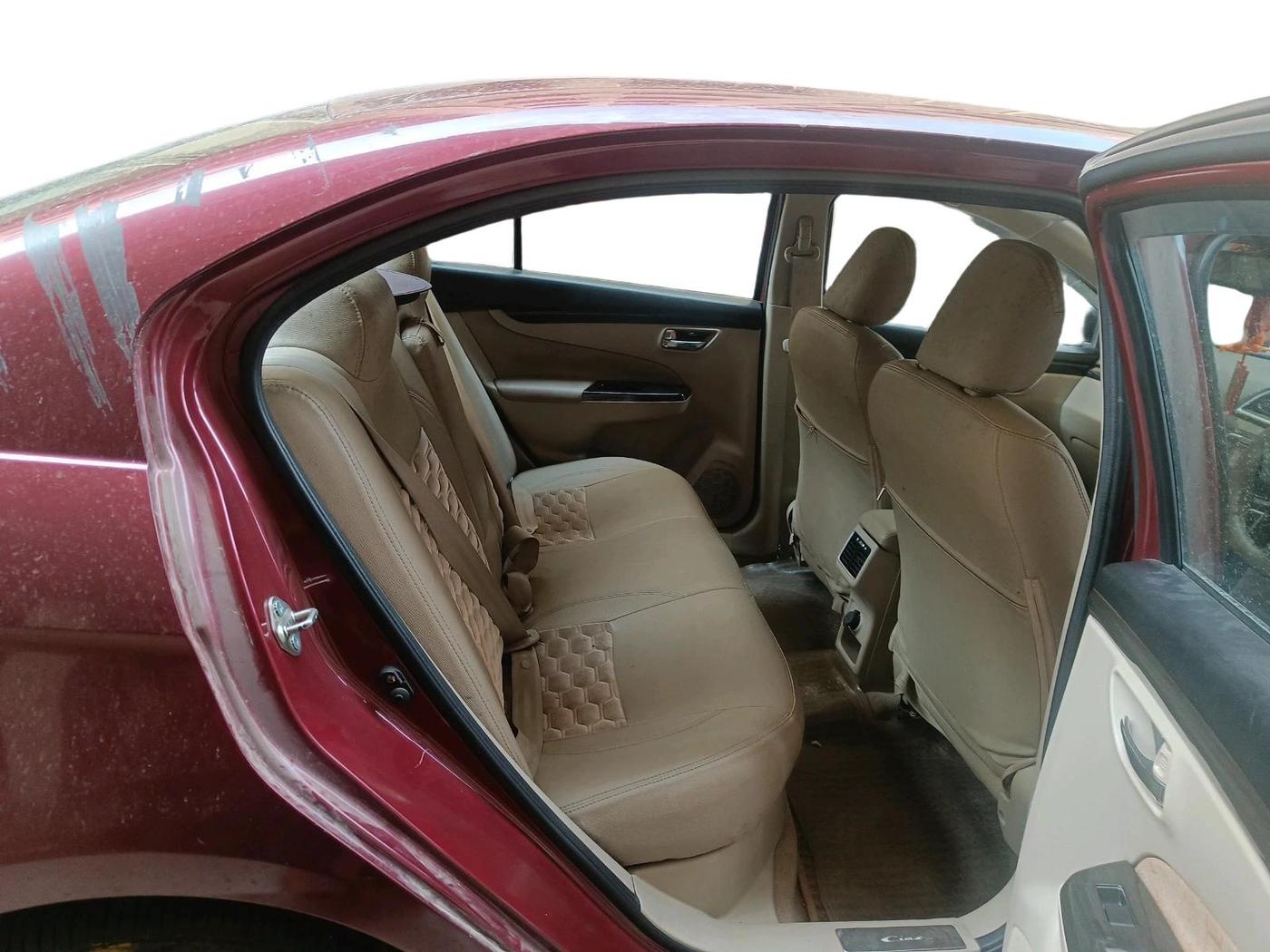 2014 Maruti Ciaz ZDI, Diesel, Manual, 61,713 km, interior