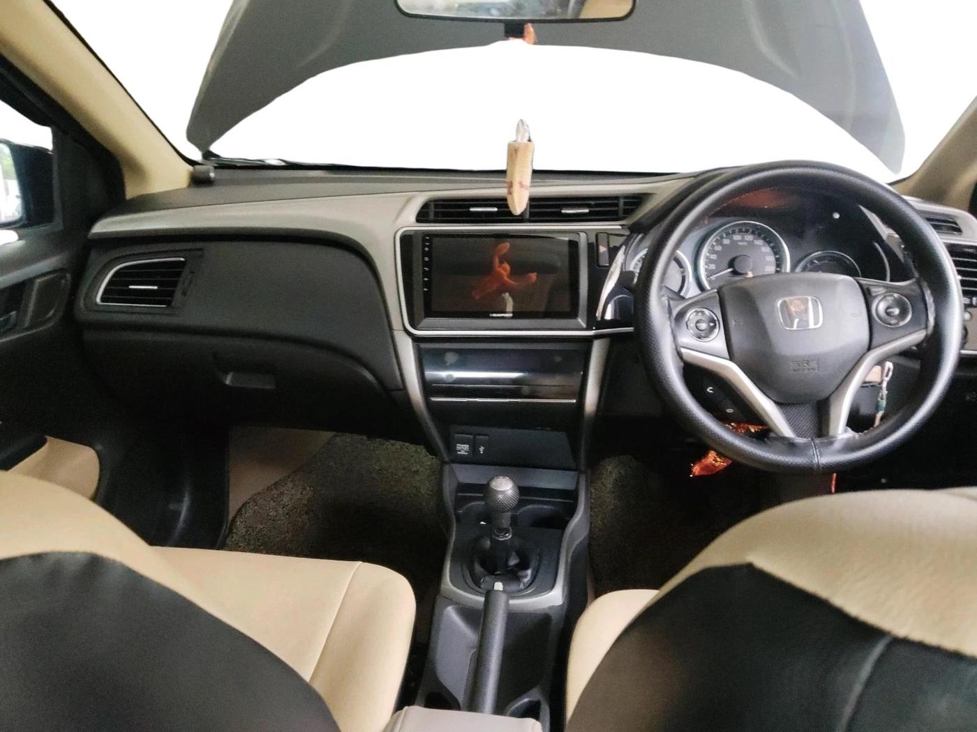 2017 Honda City 1.5L I-VTEC SV, Petrol, Manual, 99,160 km, interior
