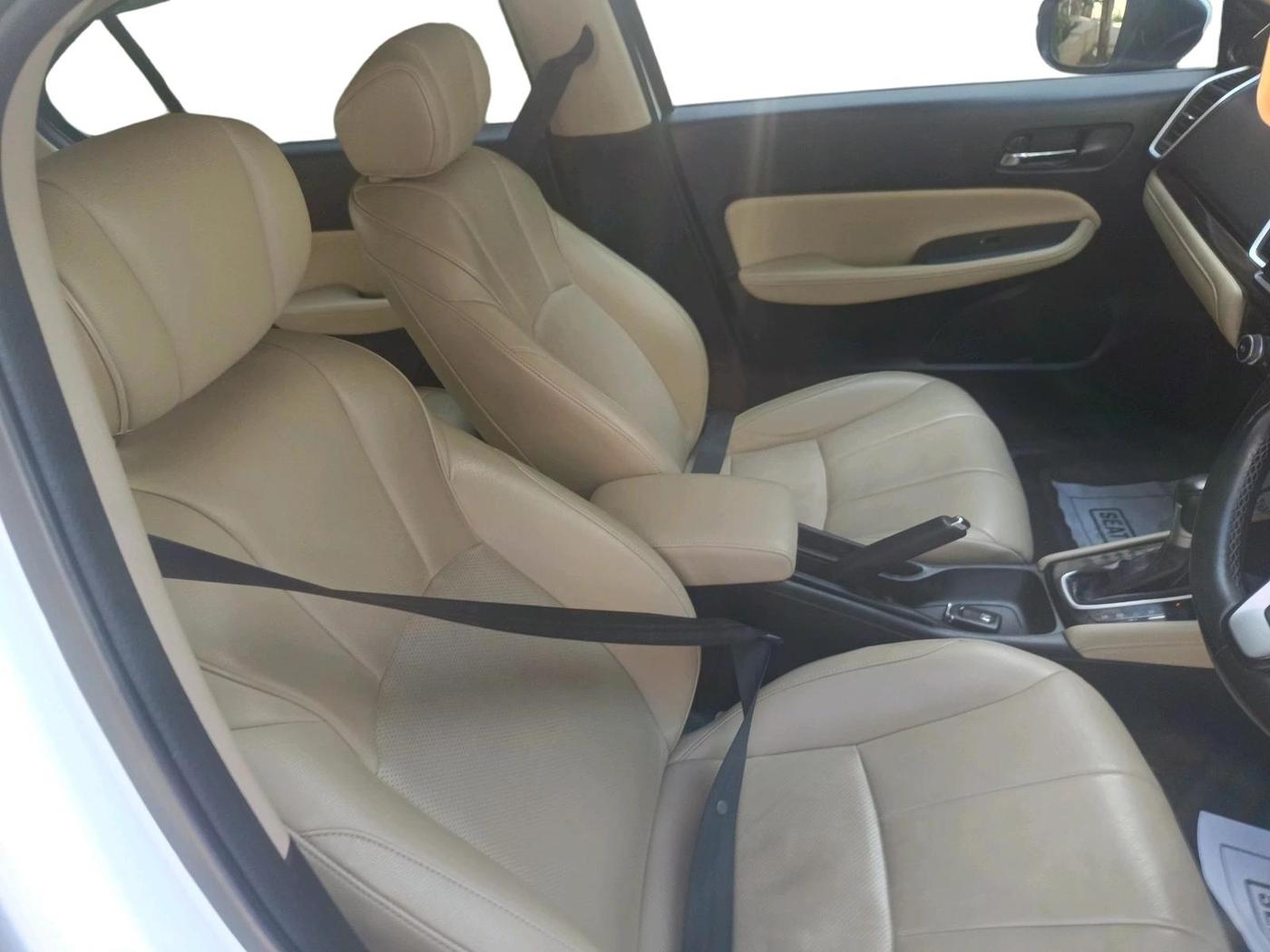 2022 Honda City 1.5L I-VTEC ZX CVT, Petrol, Automatic, 62,651 km, interior