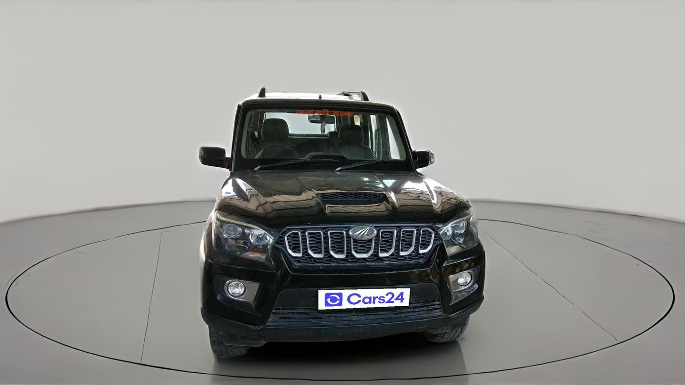 2018 Mahindra Scorpio S7, Diesel, Manual, 83,250 km, exterior