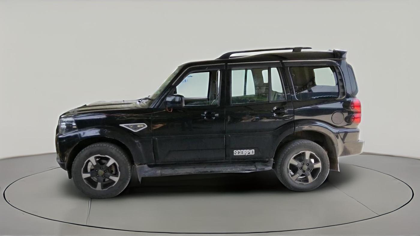 2018 Mahindra Scorpio S7, Diesel, Manual, 83,250 km, exterior