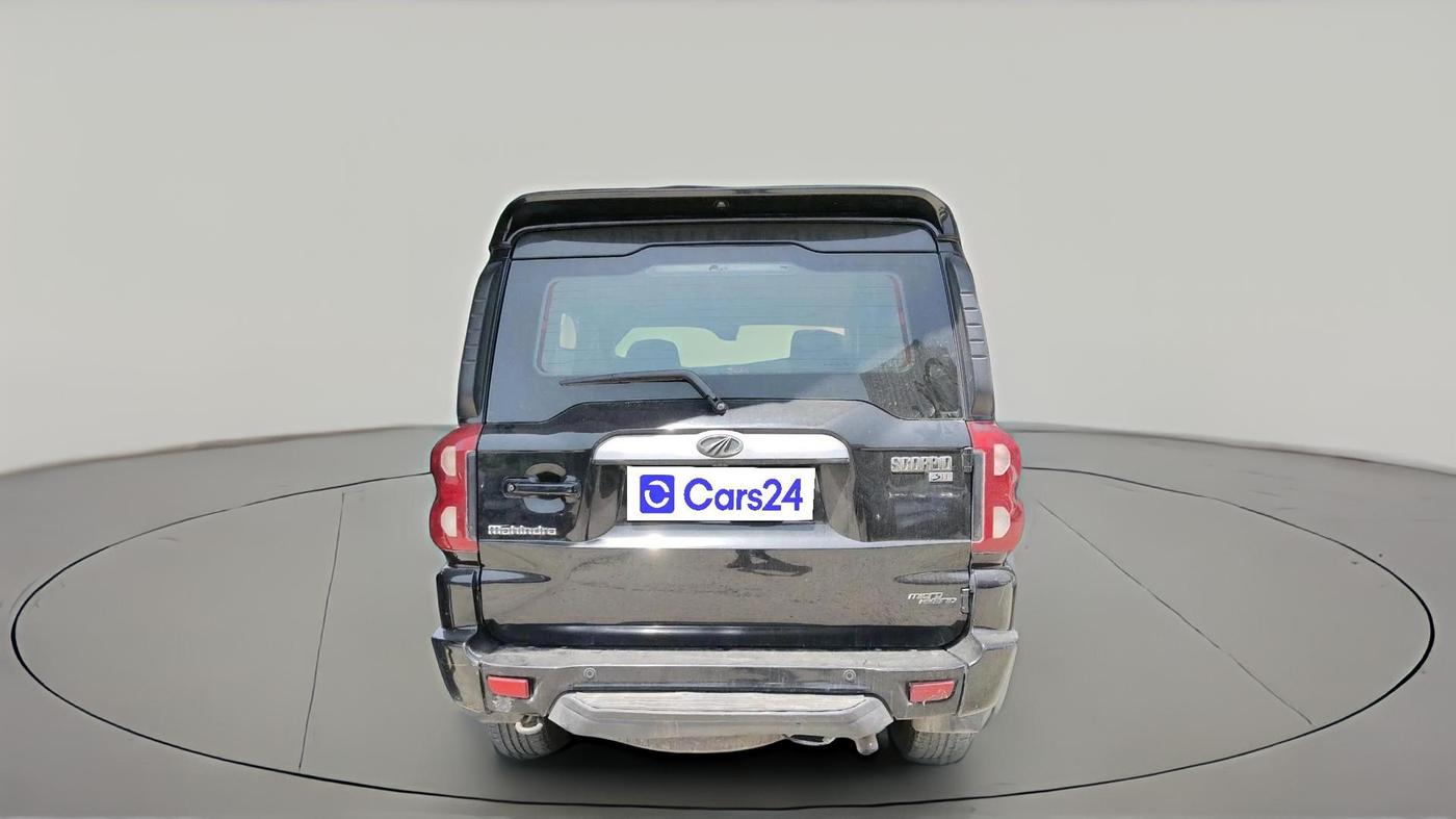 2018 Mahindra Scorpio S7, Diesel, Manual, 83,250 km, exterior